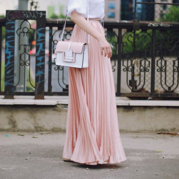 Pink Blush Dresses & Skirts - PinkBlush Baby pink pleated maxi skirt